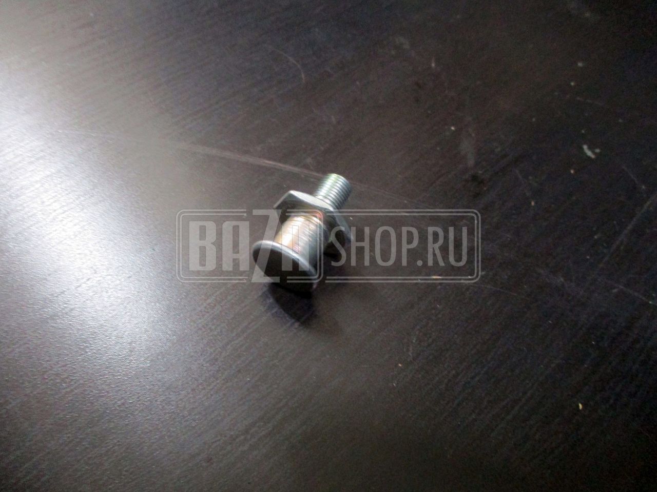 Фиксатор двери ГАЗ 3307